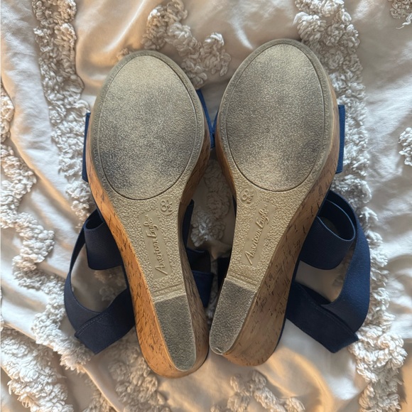 American Eagle Navy Wedge Sandals - Picture 4 of 4